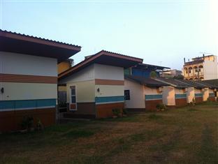 Nora Guesthouse Chumphon Bagian luar foto